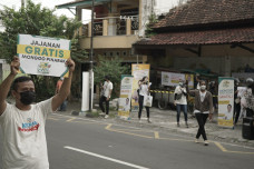 Ajak Masyarakat Belanja...