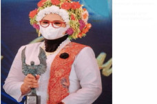 Bupati Indramayu Nina...