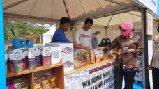 Bazar UMKM Wow Meriahkan...