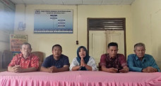 Geger Pro dan Kontra...