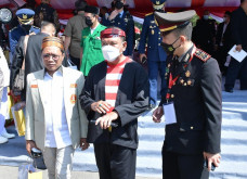 Menpora Amali Hadiri...