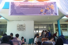 Sinergi BUMN untuk Vaksinasi...