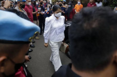 Beda Nasib dengan Putri...