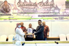 Hotel Bintang 3 Kelolaan...