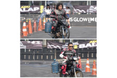 Unik! Adu Balap Motor...