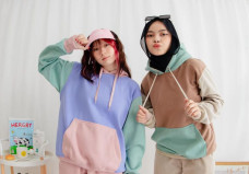 Tampil Trendy Sekaligus...