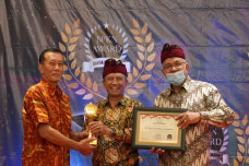 Jaga Kepercayaan Konsumen,...