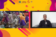 Hari Ibu, Serat Kartini...