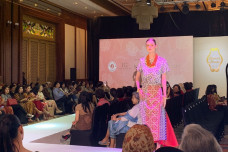 Fashion Show Puspa Maya...