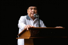 Achmad Minta Edaran...