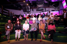 Kaum Wanita Punya Peran...
