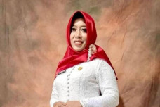 Gedung Sarang Burung...