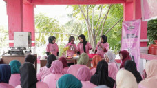 Srikandi Ganjar Gelar...