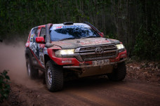 Geber Toyota Land Cruiser...