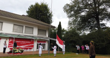 Warga Asing Ikut Meramaikan...