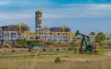 Petrokimia Gresik Pasok...