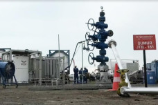Memberi Energi Melindungi...