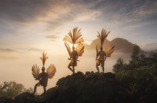 Hadirkan Budaya Dayak...