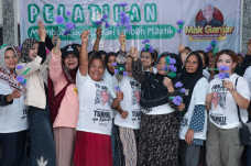 Mak Ganjar Gelar Pelatihan...