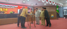 Bupati Setujui RAPBD...