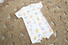 Tips Pilih Pakaian Bayi...