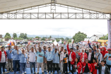Ribuan Relawan di Sukabumi...