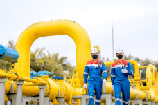 Harga Gas Lebih Murah,...