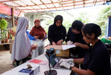 Sasar Perempuan Marjinal,...