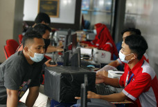 Perusahaan Ekspedisi...