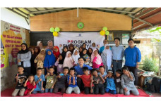 Menebar Ilmu Komunikasi...