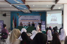 Cetak Pengusaha Muda,...