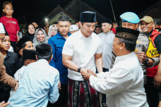 Momen Kaesang Hadiri...