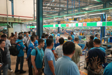 Targetkan 1 Juta Unit...