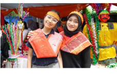 Festival 12.12 Fikom:...