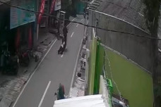Viral! Perempuan Terseret...