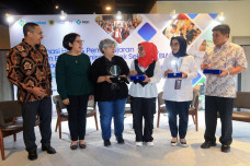 Dorong Peningkatan Layanan...
