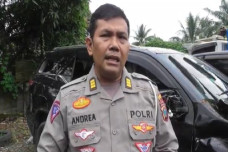 Remaja Mabuk Tabrak...