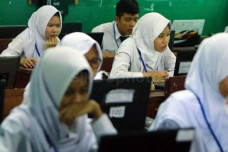 Program Sekolah Gratis...