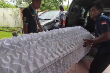 Mayat Mutilasi dalam...