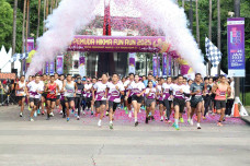 Ribuan Peserta Antusias...