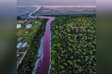 Air Kanal di Kota Argentina...