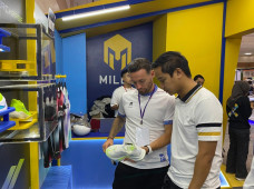 Kolaborasi Maut! Mills...