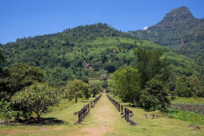 Laos Akan Sulap Gunung...