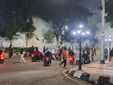 Kronologi Ricuh Massa...