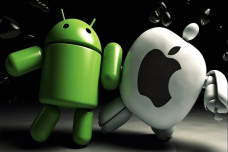 Android dan iPhone Kini...