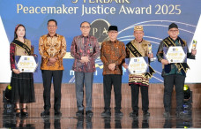 3 Kepala Desa Dapat...