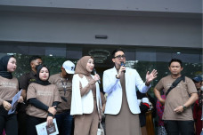 Dokter Reza Gladys Bantu...