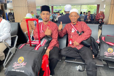 114 Jemaah Umrah Berangkat...