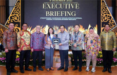 Perkuat Benteng Bisnis...