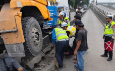 Separator Busway di...